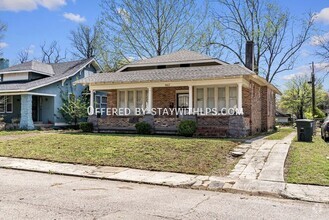 Building Photo - 1667 Foster Ave