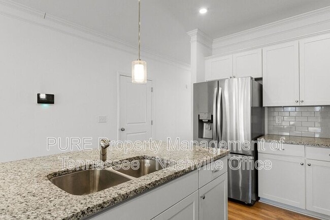 Foto del edificio - 932 Millstream Dr