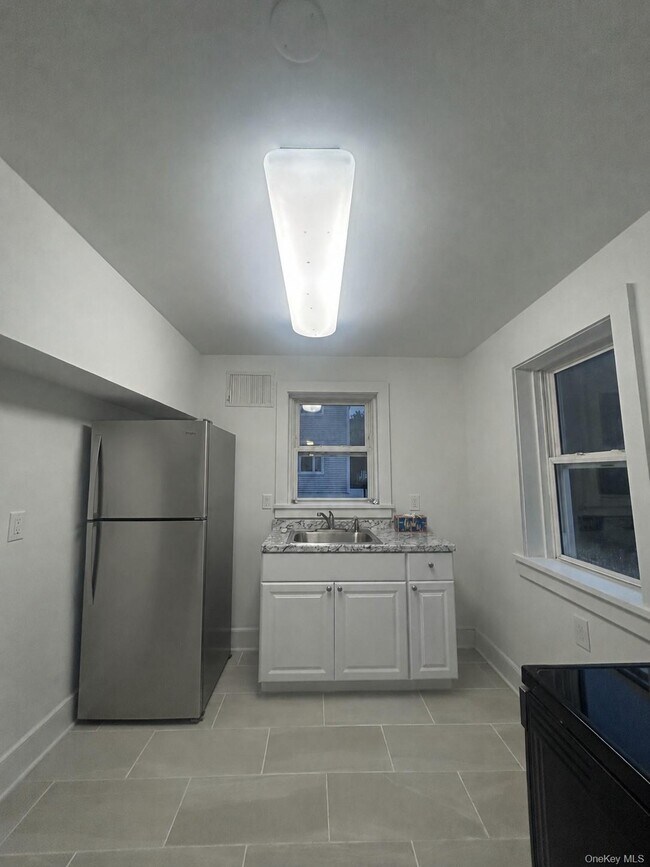 Foto del edificio - 34 Bedford Ave