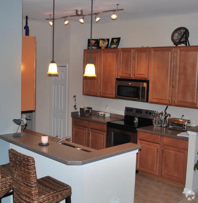 Beach Haven Village Apartments under 500 Jacksonville, FL 3