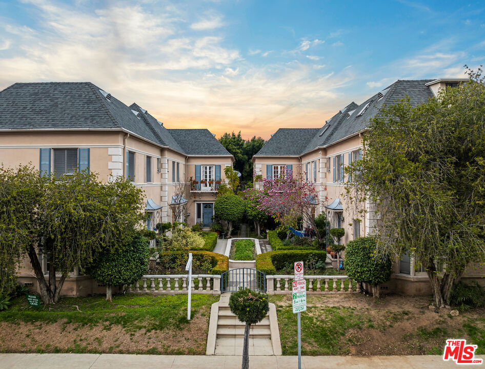 Foto principal - 6429 Orange St