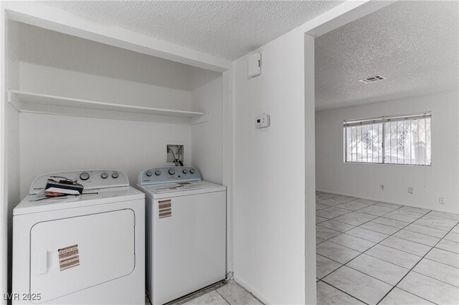 Foto del edificio - 312 E Tonopah Ave