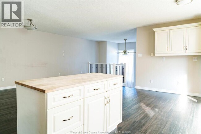 Photo du bâtiment - 1575 Heatherglen Dr