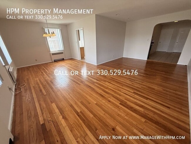 Foto del edificio - 3270 Warrensville Center Rd