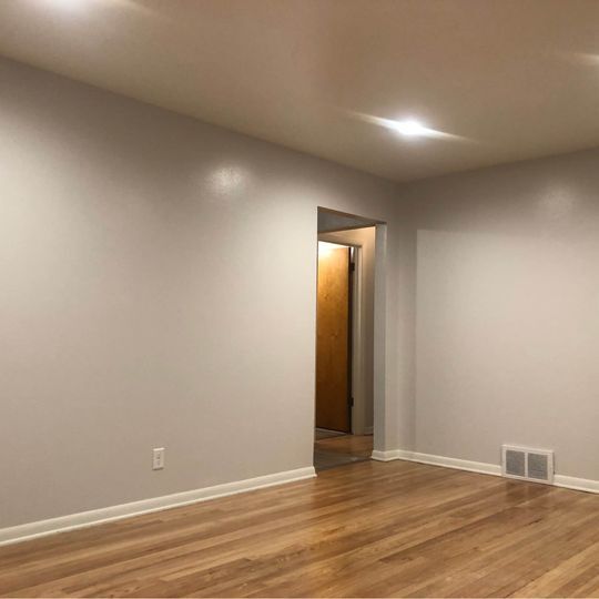 Building Photo - 6548 N 81st St