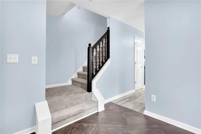 Building Photo - 115 Caney Creek Pkwy