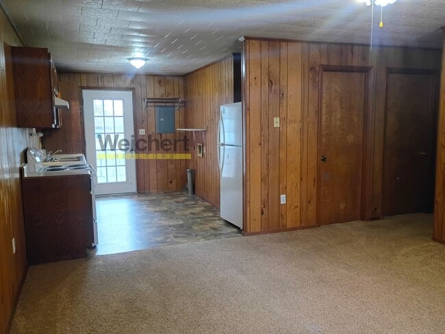 Foto del edificio - 814 E Unity Rd