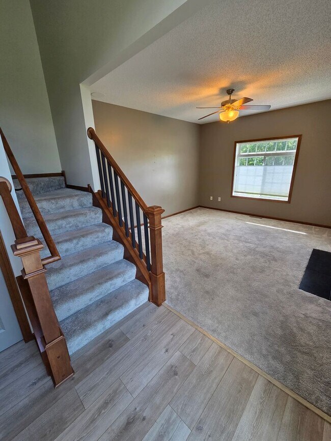 Foto del edificio - Stylish and Inviting; The Townhouse of Your Dreams!