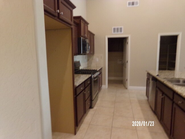 Foto del edificio - Coming in July!!! 4872 Beckman Way, Merced