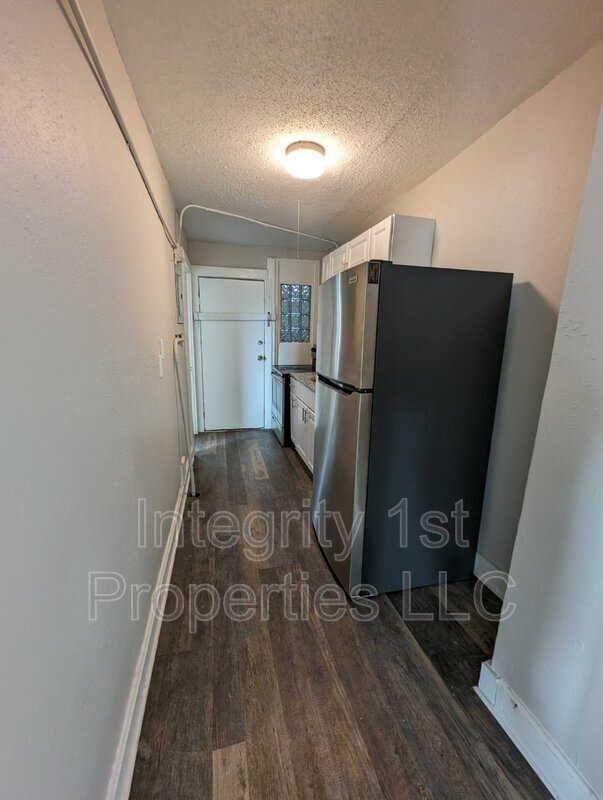 Building Photo - 4408 Montgall Ave
