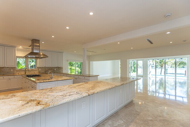 Foto del edificio - 425 N Shore Dr