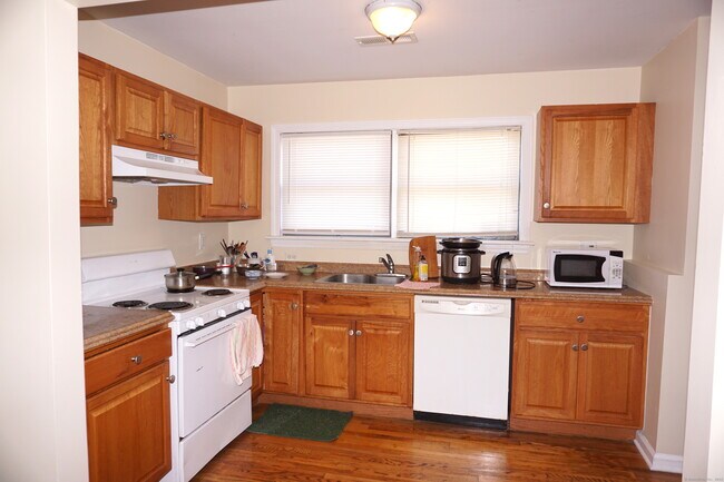 Foto del edificio - 11 Tuttle St