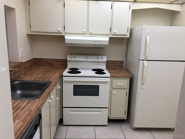 Building Photo - 11295 SW 88th St