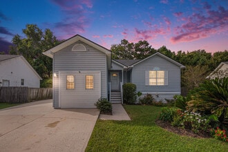 Building Photo - 1167 Landsdowne Dr
