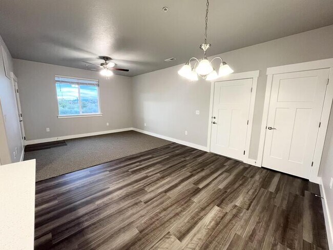 Foto del edificio - 4574 Voight Ln