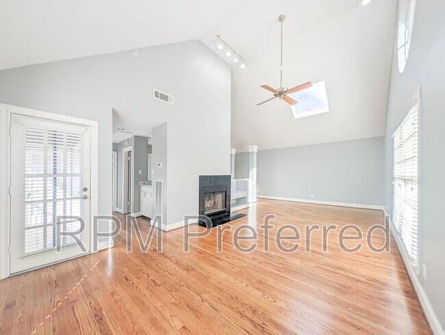 Building Photo - 1920 Portsmouth St