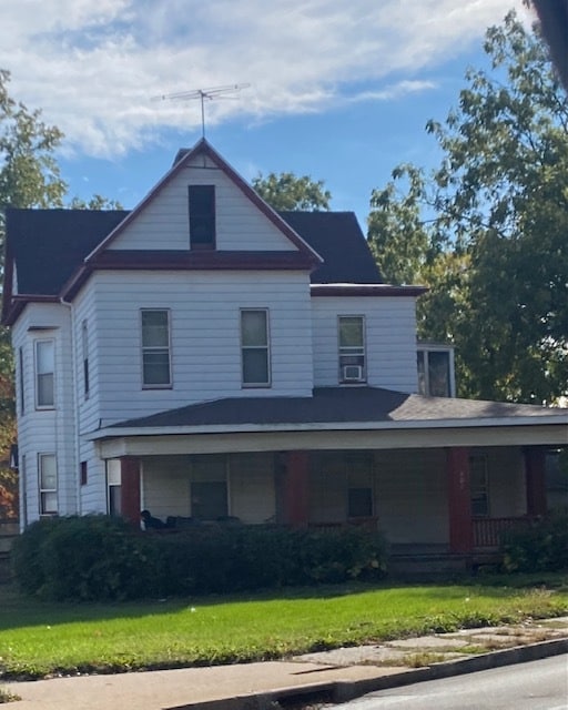 701 S Bluff Blvd Unit 2, Clinton, IA 52732 Apartments in Clinton, IA