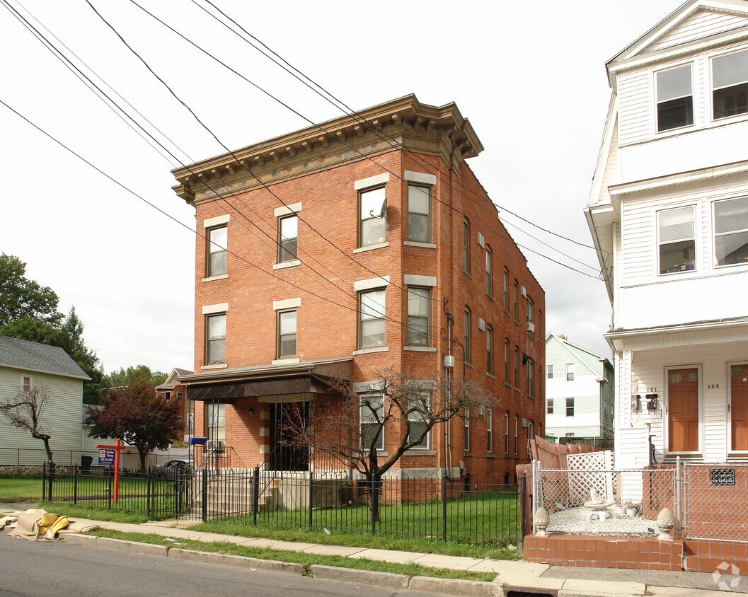 Foto del edificio - 117 Heath St