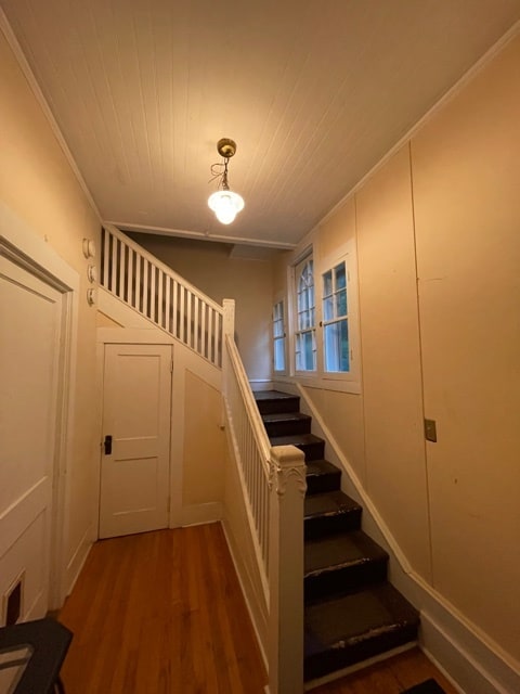 Building Photo - 415 Erie St