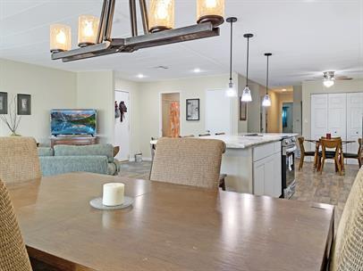 Foto del edificio - 73250 Broadmoor Dr