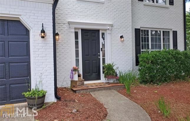 Building Photo - 4 br, 2 bath House - 2100 Traywick Chase