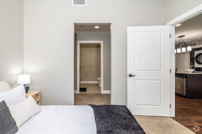 2BR, 2BA - 1,010SF - Style 14 - Primary Bedroom - Residences at Leader