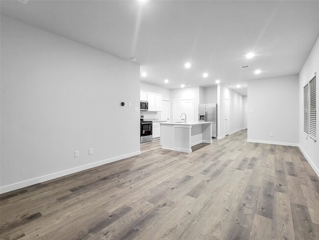 Foto del edificio - 17848 Lionheart Rd