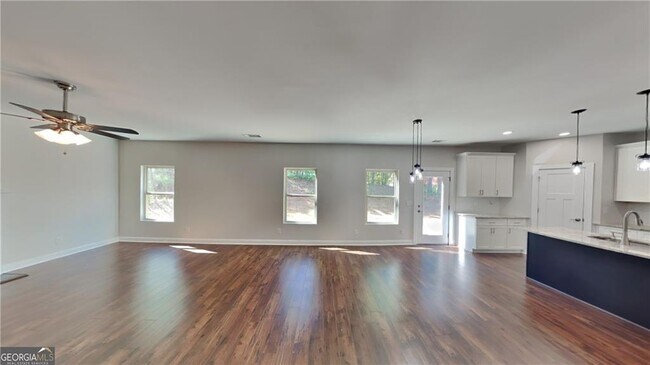 Foto del edificio - 1280 Vonda Ln SW
