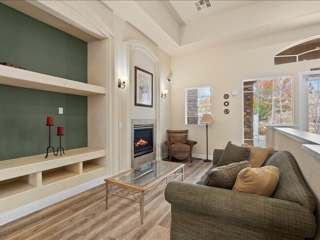 Building Photo - Zephyr Pointe