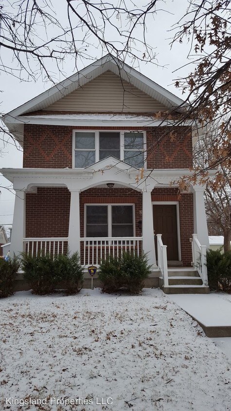 Primary Photo - 2120 Benton St