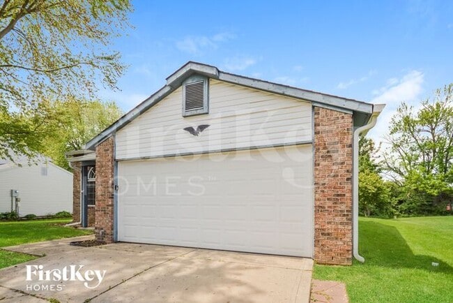 Building Photo - 4182 Magnolia Dr
