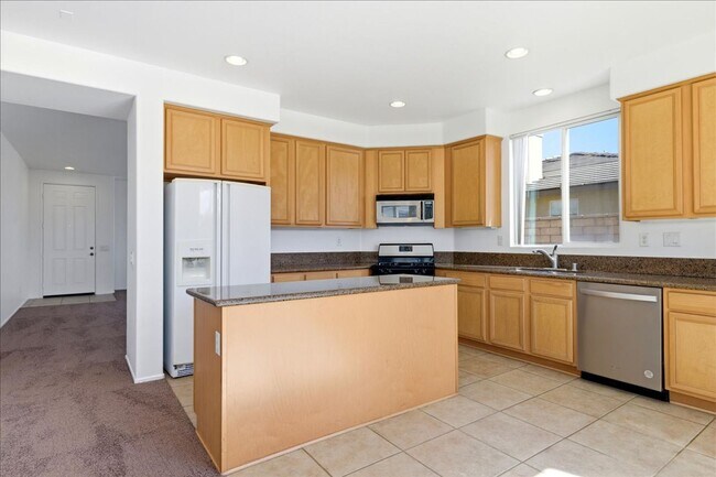 Foto del edificio - 4 Bed / 2.5 Bath Home at Talavera!