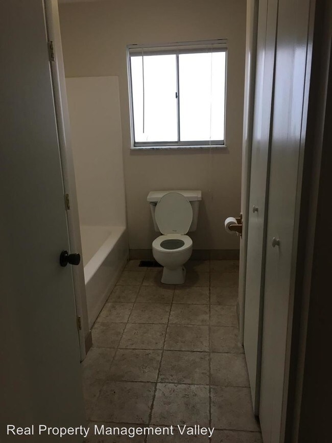 Foto del edificio - 6293 East Dr