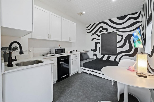 Foto del edificio - 534 NW 50th St