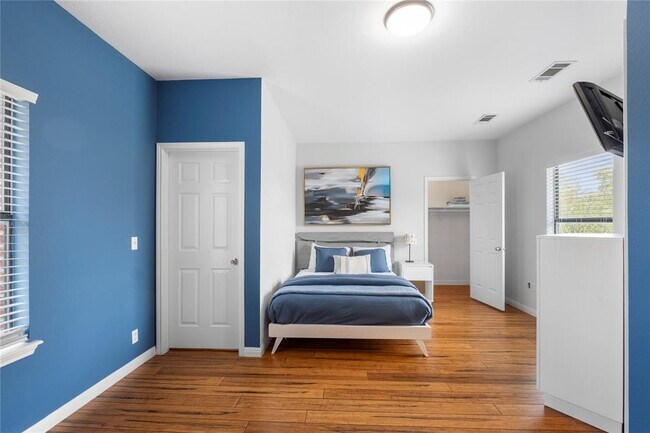 Foto del edificio - 9800 Capitol View Dr