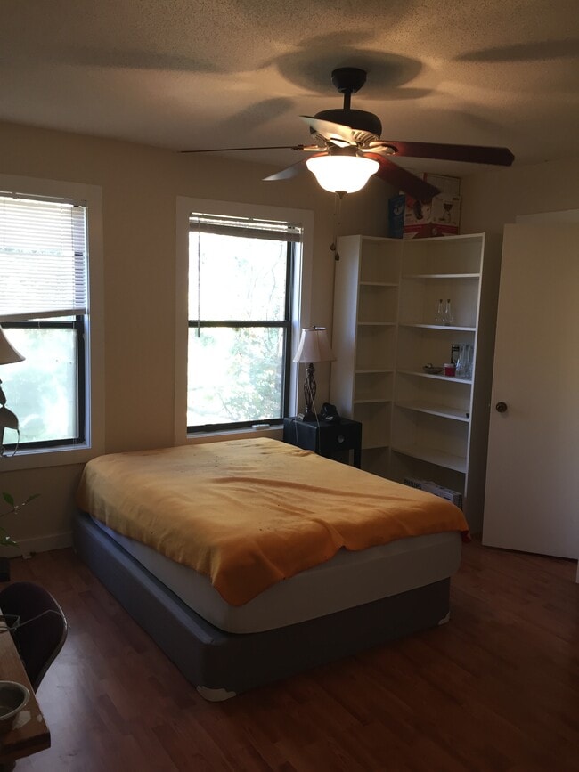 Bedroom 2 - 129 Greengate Court