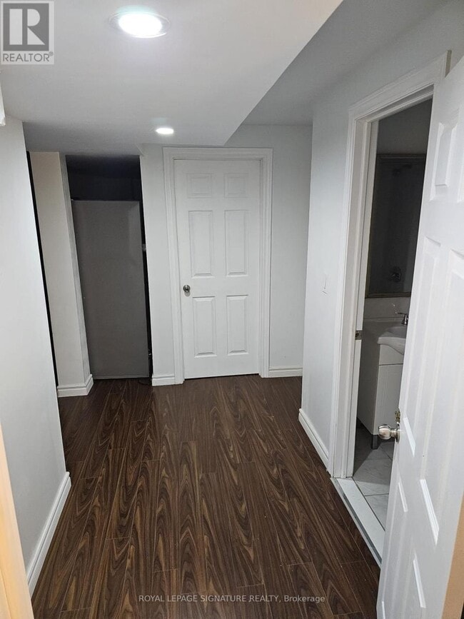 Building Photo - 40 Shell Dr