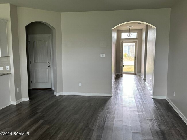 Foto del edificio - 104 Garden Oaks Ave