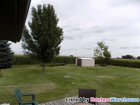 Building Photo - W3168 40th Ave