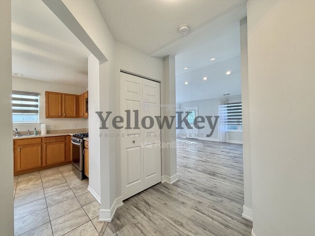 Building Photo - 272 Blue Spruce Ln