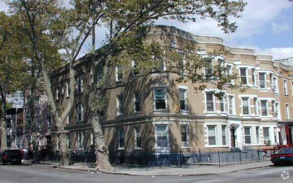 Primary Photo - 2303 Newkirk Ave