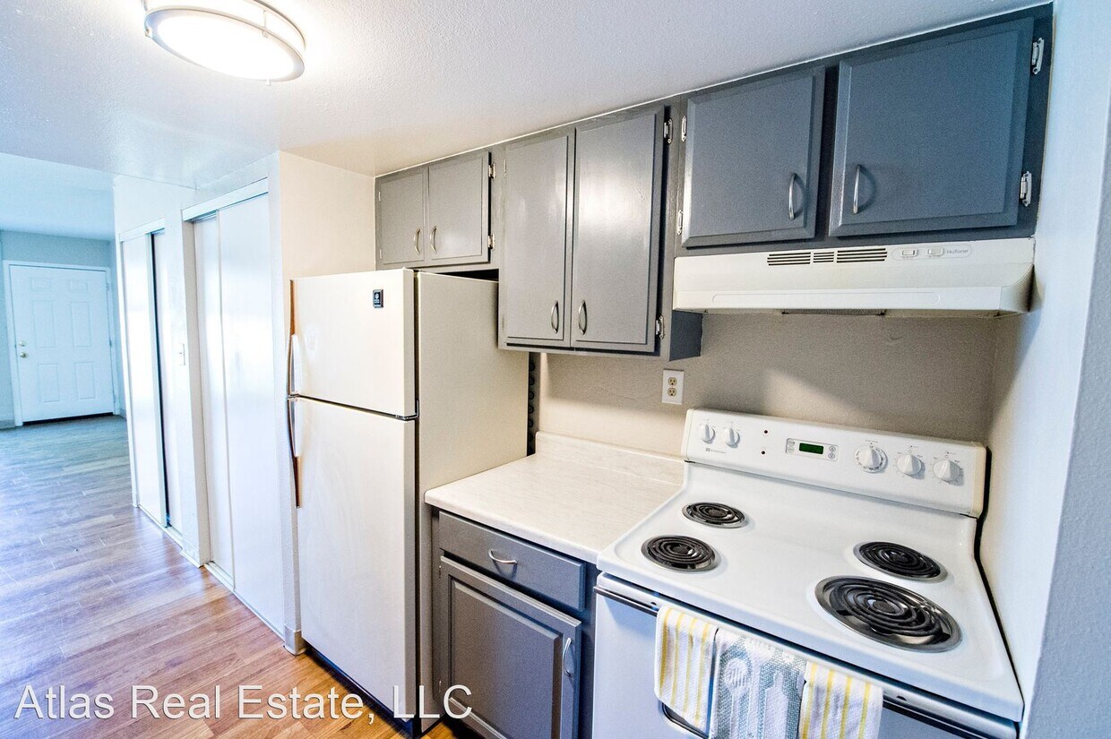 Foto principal - 632-636 N Shields St
