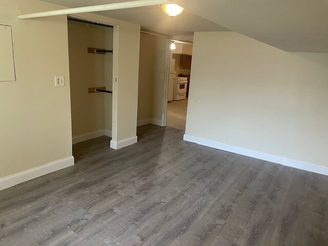 Bdroom view2 - 7818 S Champlain Ave