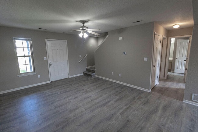 Foto del edificio - 3927 Snowy Owl Dr