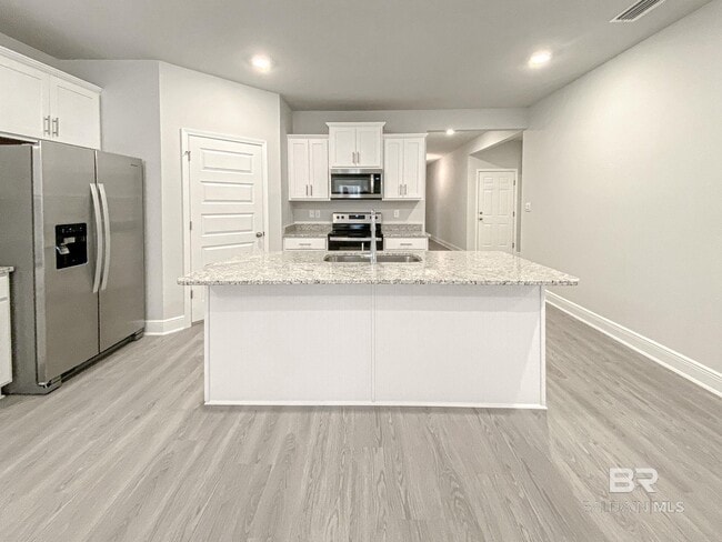 Foto del edificio - 13156 Shoshoney Cir
