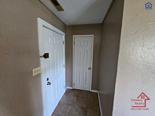 Foto del edificio - 620 Allie Ln