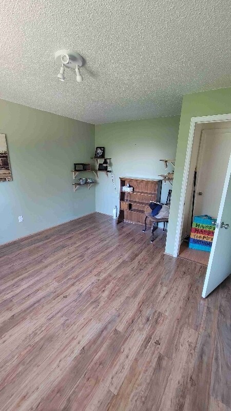 Building Photo - 16359 E Bates Dr