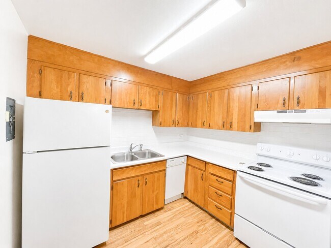 Foto del edificio - 1375 Everett Ct