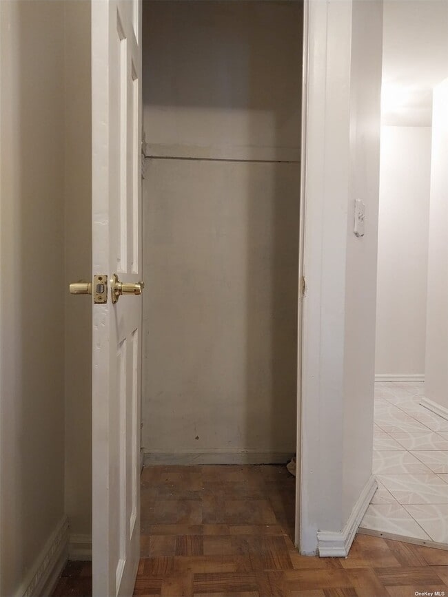 Foto del edificio - 605 E 59th St