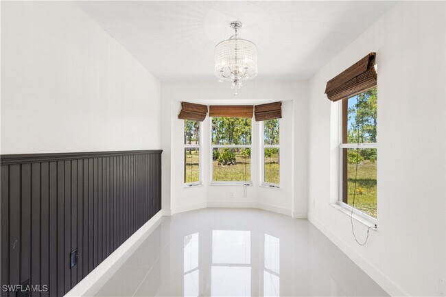 Foto del edificio - 3225 41st Ave NE